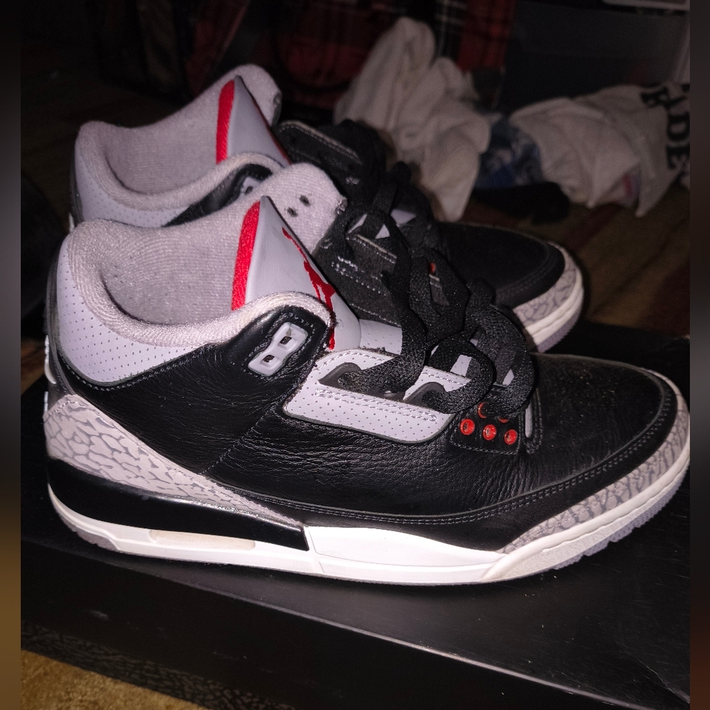 Jordan 3 Black Cement